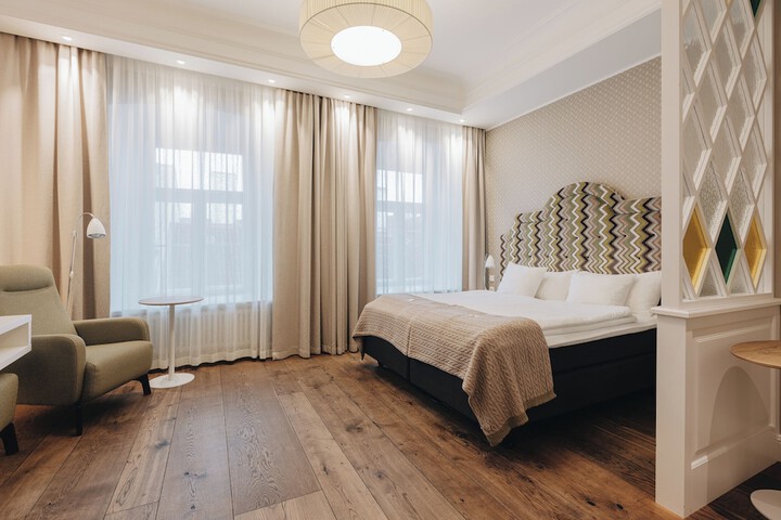 Room 20 of 80