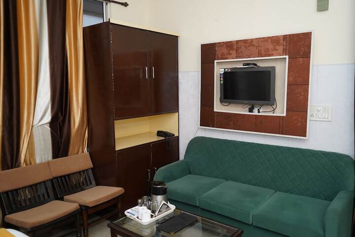 Room 36 of 68