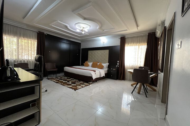Room 29 of 50