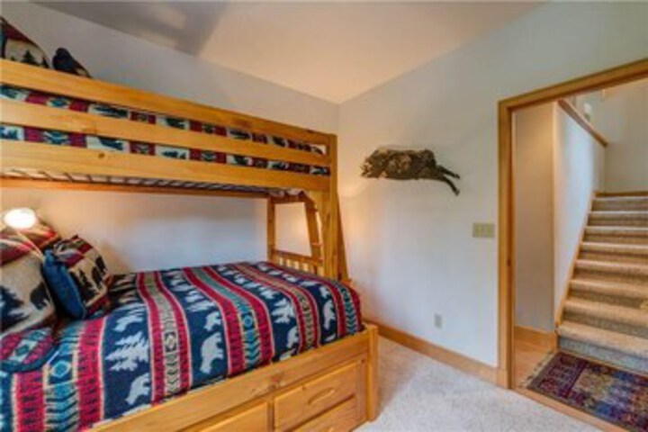 Room 56 of 64