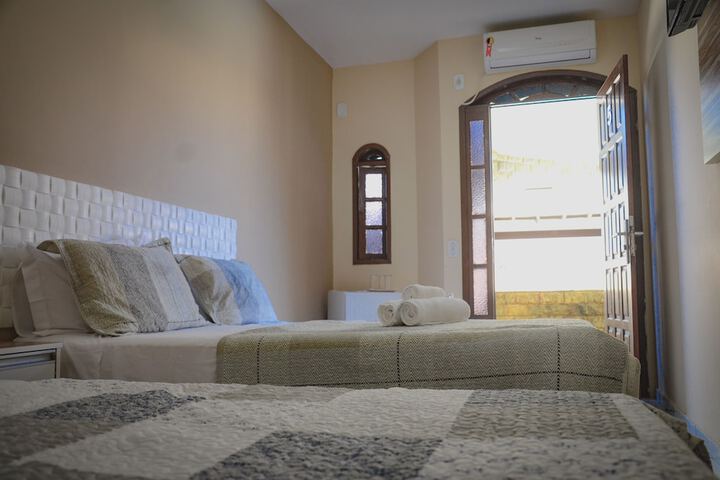 Room 3 of 41