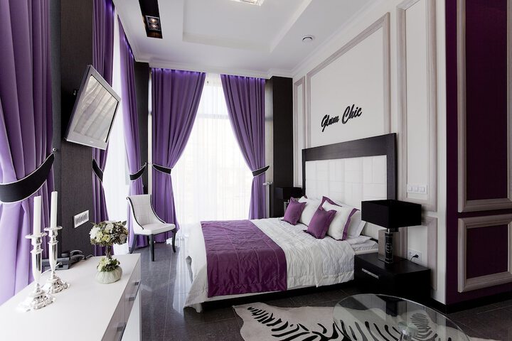 Room 10 of 43