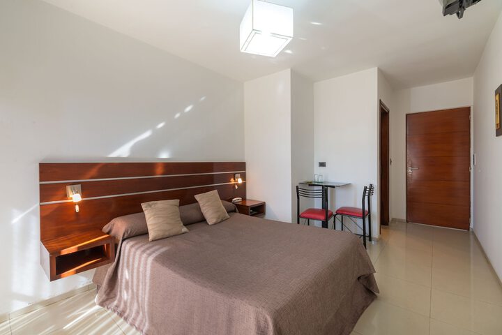 Room 12 of 40