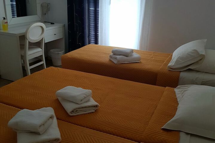 Room 36 of 119