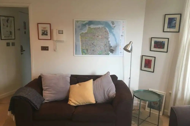 Room 3 of 12