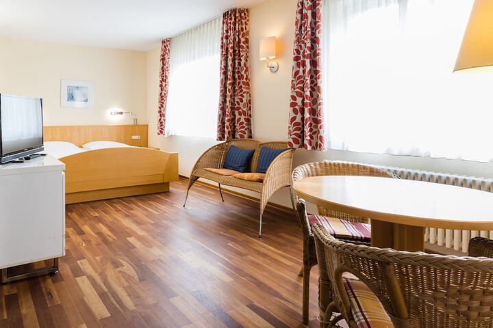 Room 12 of 21