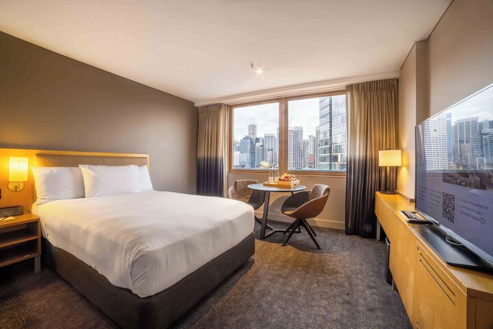 Room 15 of 220