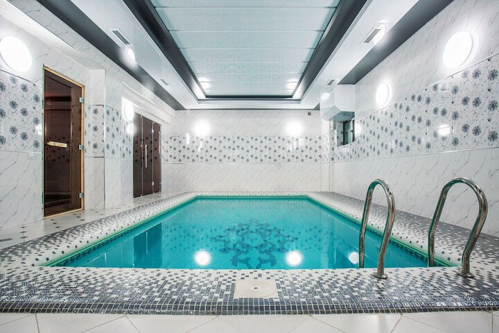 Pool 16 of 27