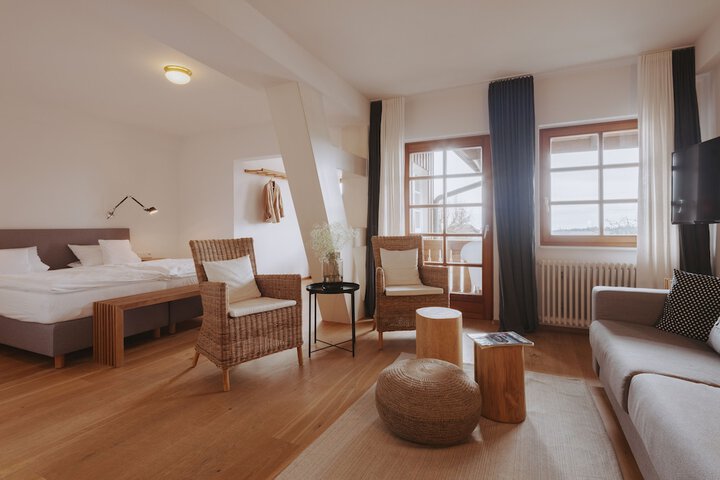 Room 38 of 395