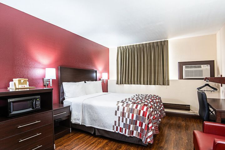 Room 6 of 29