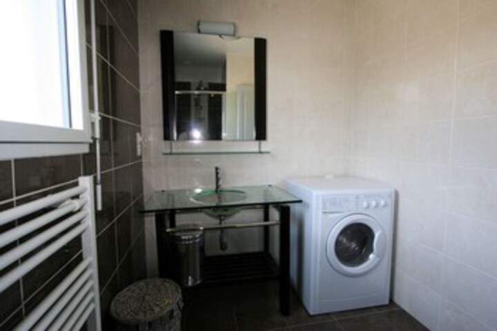 Room 3 of 12