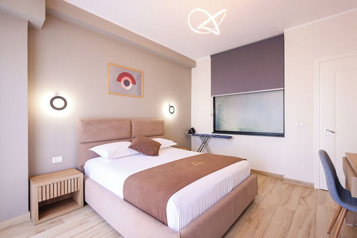Room 19 of 162
