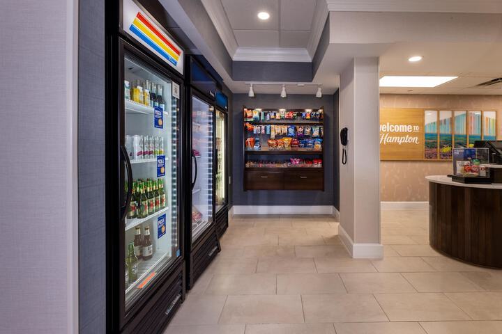 Snack bar
