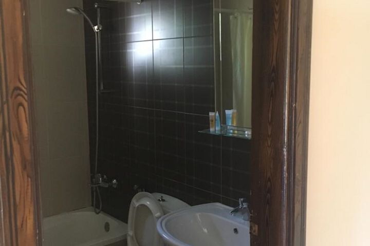 Room 3 of 42