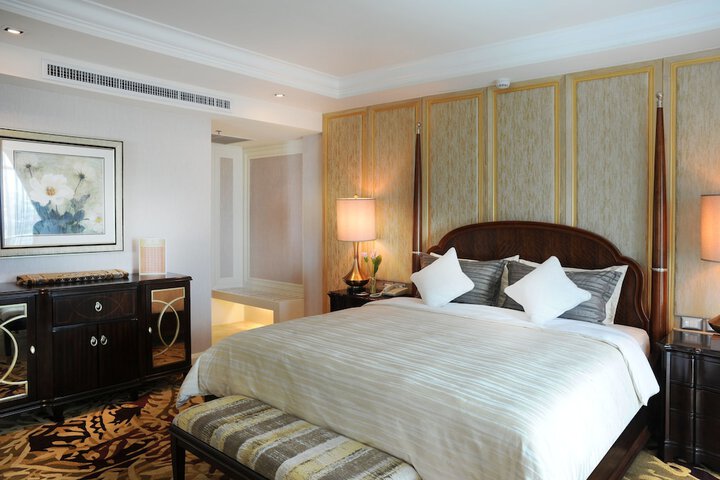 Room 26 of 89