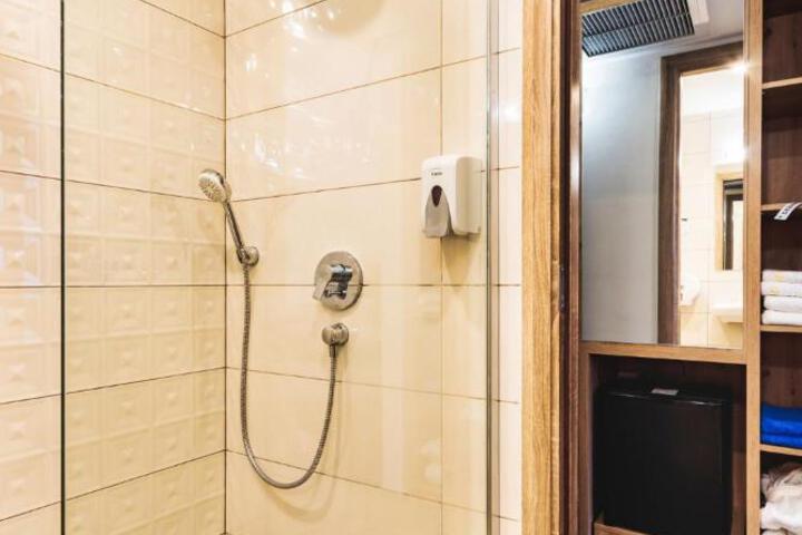 General 38 of 85
