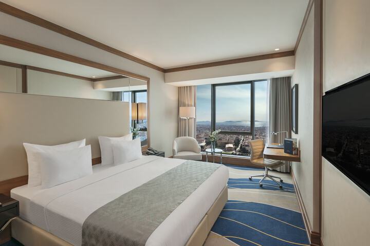 Room 4 of 56