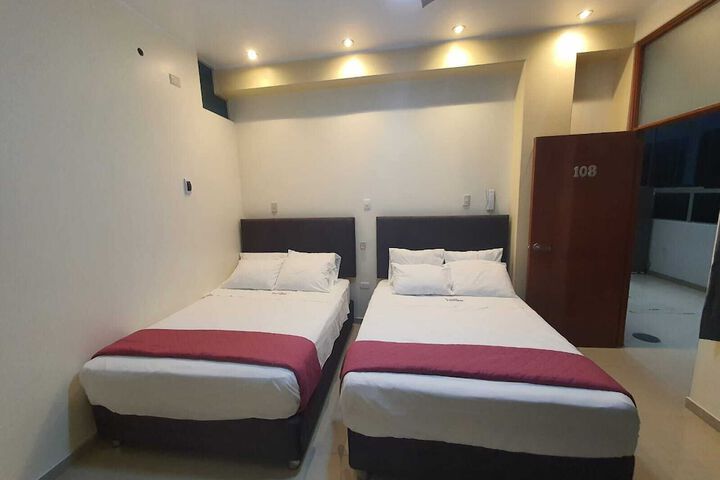 Room 10 of 19