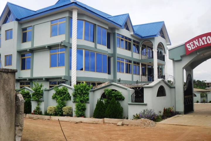 Image of Senator Hotel