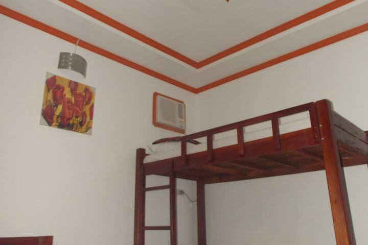 Room 4 of 47