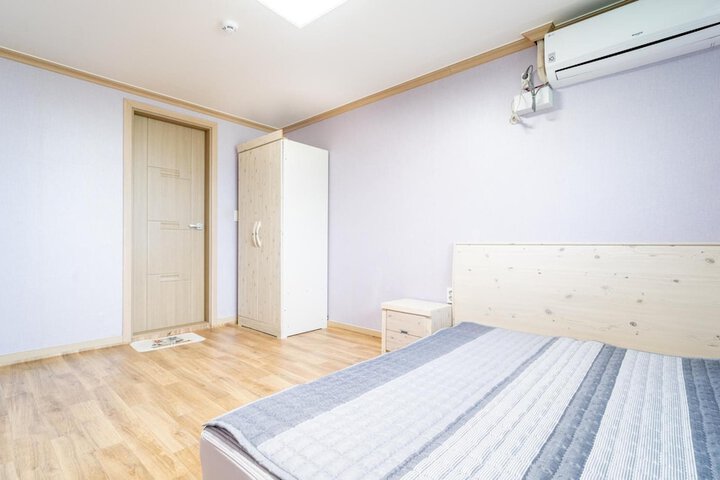 Room 21 of 59