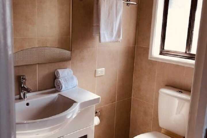 Room 8 of 38