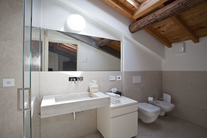 Clean Restrooms