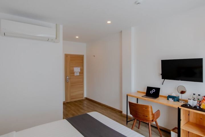 Room 15 of 61