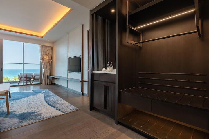 Room 36 of 197