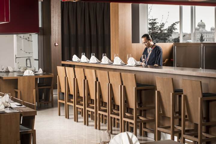 Dining 48 of 75