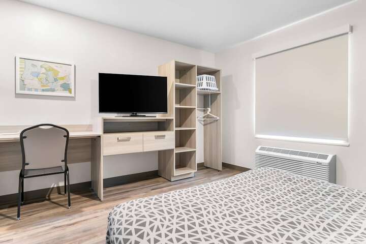 Room 15 of 35