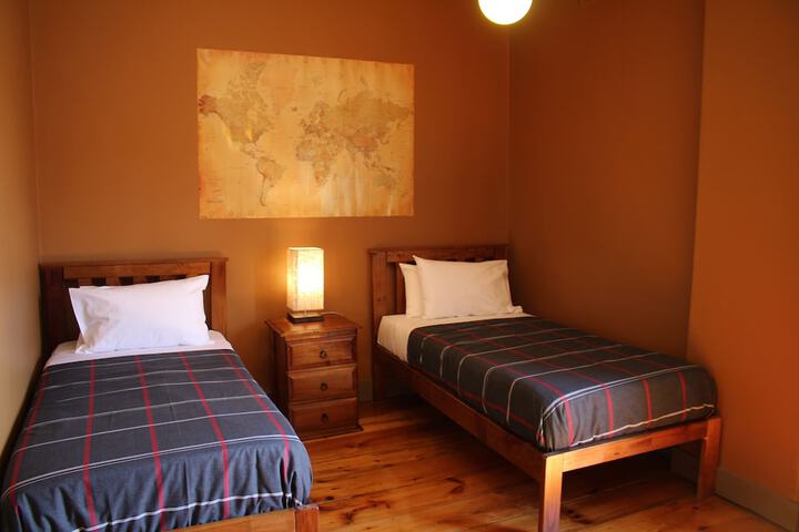 Room 35 of 59