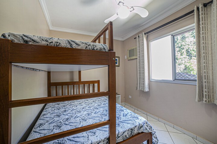 Room 5 of 31