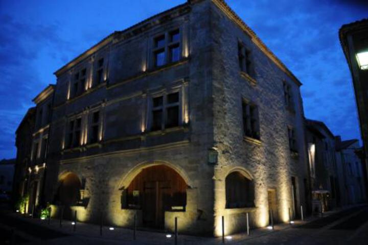 General 33 of 60