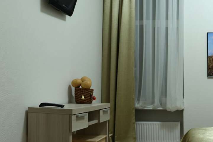 Room 12 of 31
