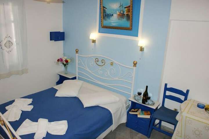 Room 10 of 23