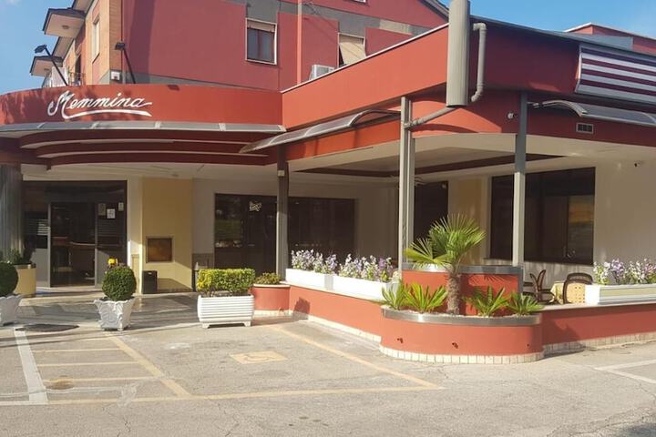 Hotel 33 of 33