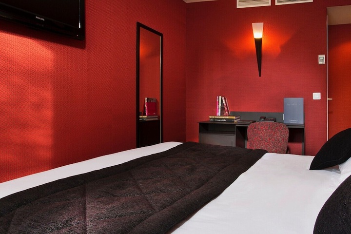 Room 7 of 29
