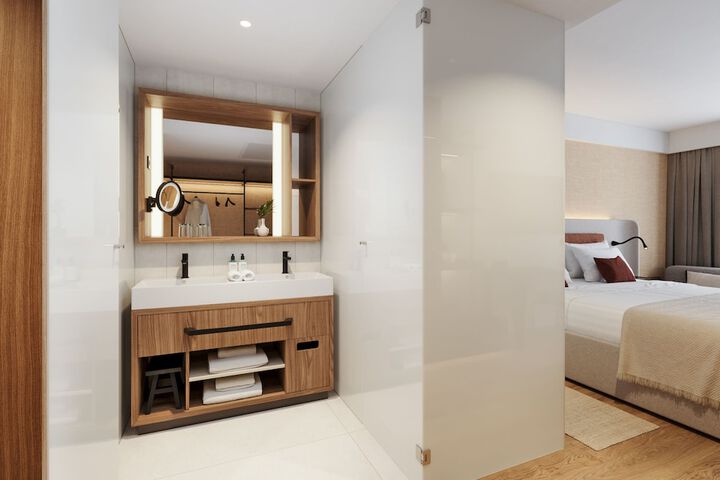 Room 7 of 118