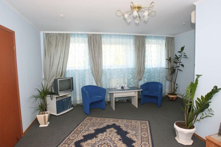 Room 21 of 33