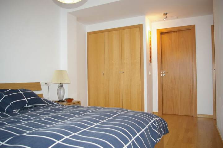 Room 2 of 31