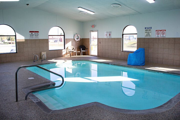 Pool 34 of 55