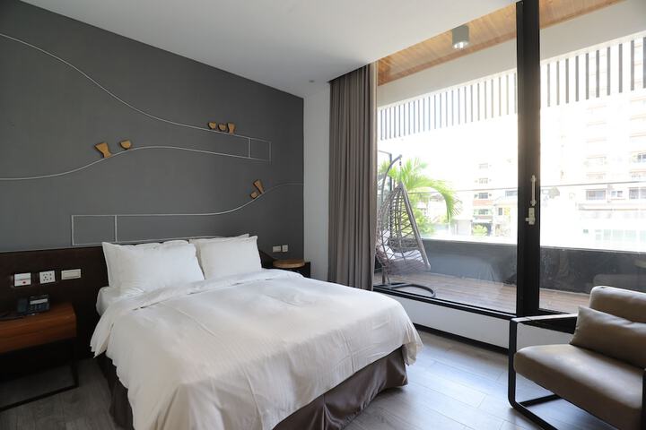 Room 17 of 129