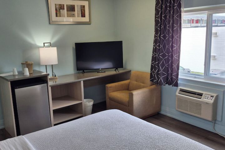Room 43 of 99