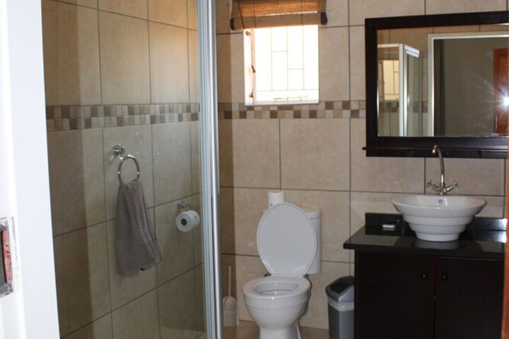 Room 180 of 267