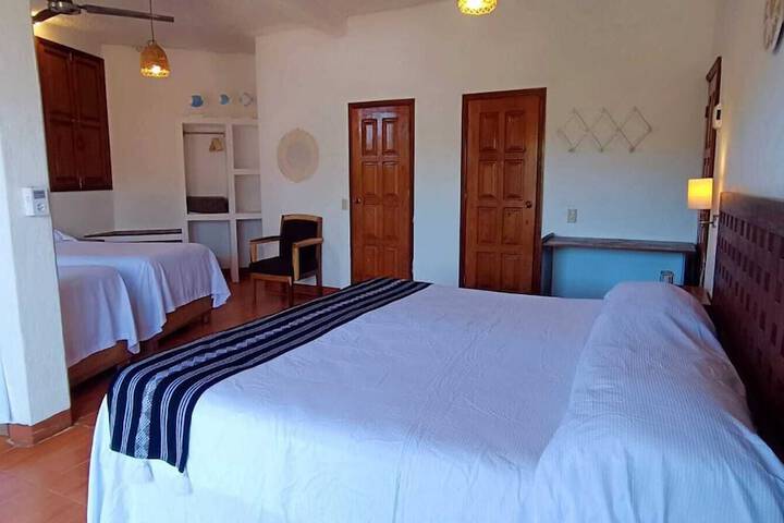 Room 40 of 83