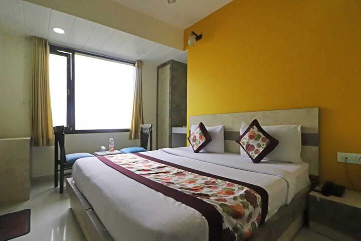 Room 40 of 76