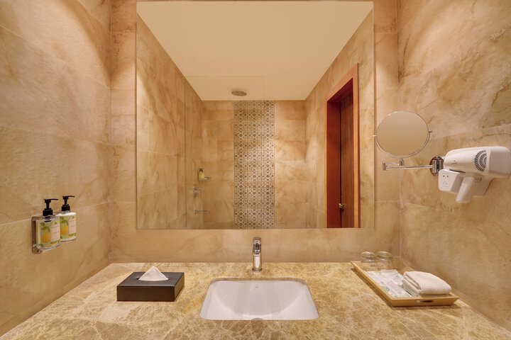 Room 45 of 72