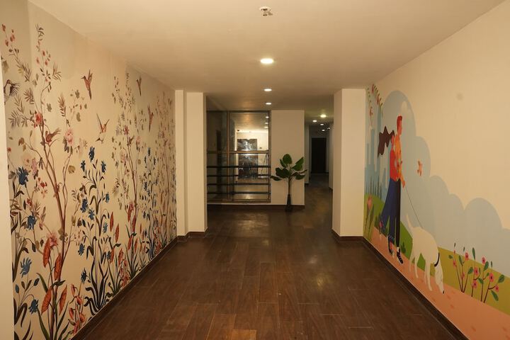Hotel Interior 4 of 46