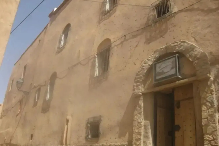 Hero Image 1 of 11